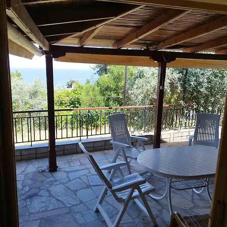 Holiday home Beforest Cottage Palaiontsiflikion